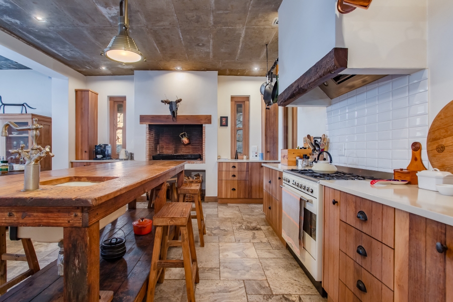4 Bedroom Property for Sale in Lemoenkloof Western Cape